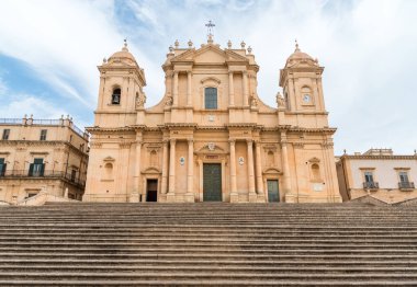 San Nicolo Katedral Bazilikası İtalya 'nın Sicilya eyaletinin Noto şehrindeki en önemli Katolik ibadethanesidir.