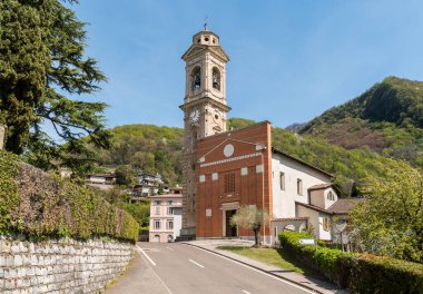 Saint Vitale ve Agata Kilisesi, İsviçre 'nin Ticino kantonundaki Rovio kasabasındaki Val Mara kasabasında yer almaktadır..