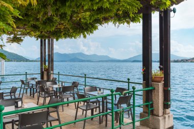 Meina Lakeside, Maggiore Gölü Manzaralı, Verbano-Cusio-Ossola ili, Piedmont, İtalya