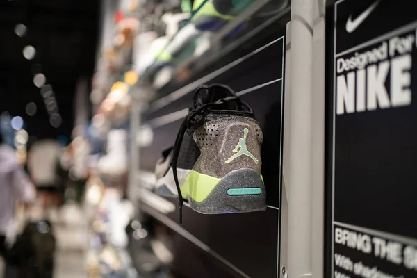 バンコク 2022年12月11日 Nike Jordan靴のJumpmanロゴ — ストック写真