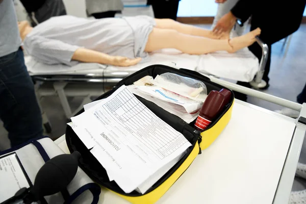 Durante Dos Días Enfermeras Enfermeras Emergencia Reciben Capacitación Escuela Medicina — Foto de Stock