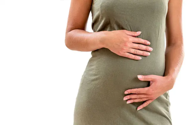 Miesiąc Ciąży Ręce Brzuchu Zbliżenie Poziome Obraz Stockowy