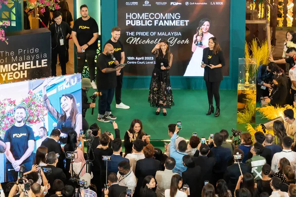 Maleisië April 2023 Michelle Yeoh Thuiskomst Publiek Fan Ontmoeten Elkaar — Stockfoto