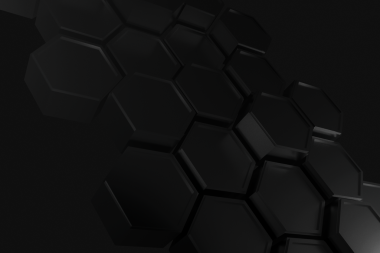 Bir teknoloji veya bilimsel ayar için modern, geometrik bir yapıyı vurgulayan, üç boyutlu çokgen dizaynlı soyut bir siyah bal peteği arkaplanı