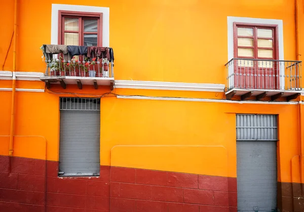 Street View Old Building Facade Windows Architecture Background Quito Ecuador — Stock Photo, Image