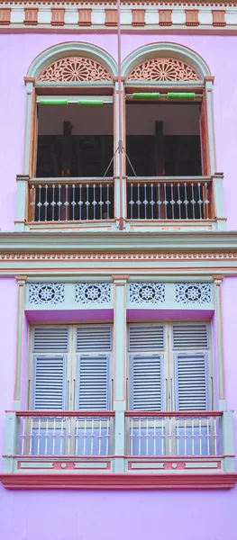 Vue Sur Rue Une Façade Bâtiment Colorée Arrière Plan Architectural — Photo