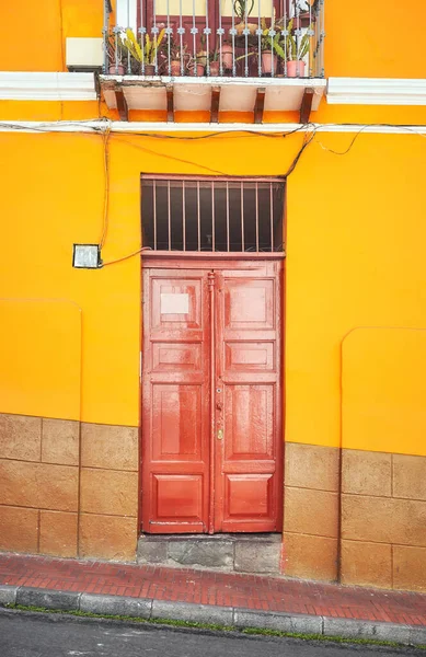 Vue Sur Rue Façade Ancien Bâtiment Colonial Quito Équateur — Photo