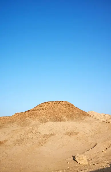 Egypt Pouštní Krajina Modrou Oblohou Stock Snímky