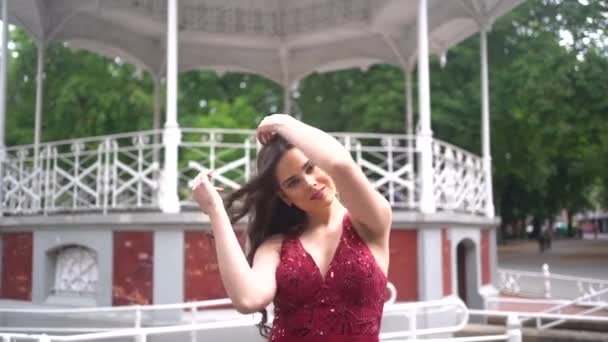 Caucasian Model Hotel Wearing White Party Dress Cinematic Shot Putting — Stock Video