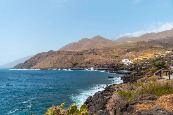 Krásné Pobřeží Vesnice Caleta Moře Hierro Kanárské Ostrovy Květiny Captus — Stock fotografie
