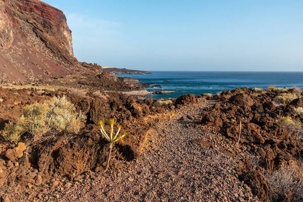 Caminho Vulcânico Praia Tacoron Hierro Para Descer Para Área Recreativa — Fotografia de Stock