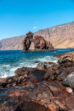 El Hierro adasının Kanarya Adaları El Roque de la Bonanza adlı turist ikonu