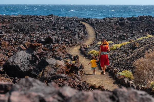 Procházka Sopečné Stezce Městě Tamaduste Pobřeží Ostrova Hierro Kanárské Ostrovy — Stock fotografie