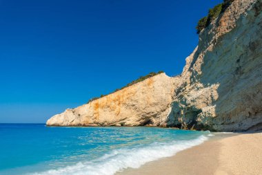 Porto Katsiki plajı Lefkada adasında yazın insansız, Yunanistan