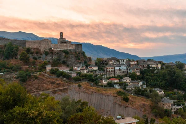 Sonnenuntergang Über Dem Uhrturm Und Der Festung Von Gjirokaster Albanien — Stockfoto