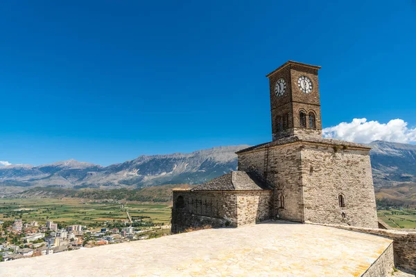 지로카스터 지로카스트라스트라의 오스만 요새의 시계탑 알바니아어 — 스톡 사진