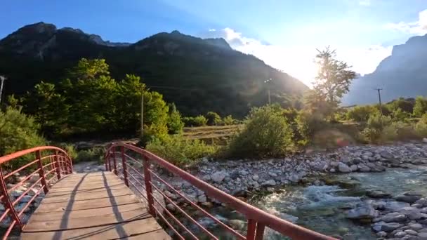Valbona Vadisi Theth Ulusal Parkı Arnavutluk Alpleri Arnavutluk Turkuaz Nehri — Stok video
