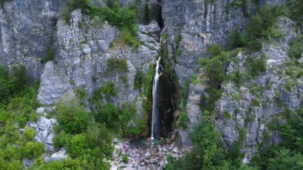 Vista Aérea Drone Cachoeira Theth National Park Albânia — Vídeo de Stock