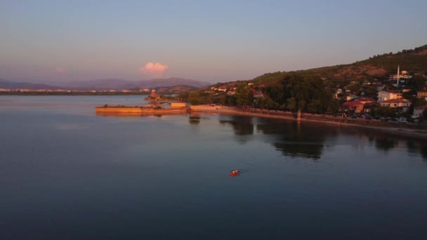 Aerial Drone View Shiroka Lake Sunset Shkoder Albania Two Canoeists — Stock Video
