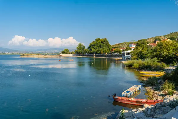 Views Shiroka Lake Boats Shkoder Summer Vacation Albania — Stock Photo, Image