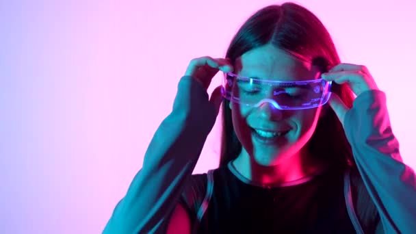 Futuristic Studio Portrait Neon Lights Representing Sensual Non Binary Person — Stock Video