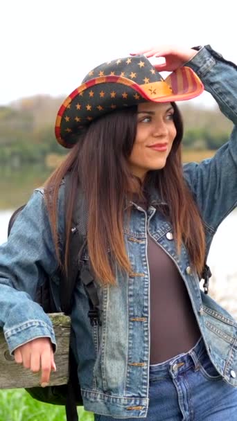 Portrait Beauty Female Explorer Denim Clothes Bag Hat Next Lake — Stock Video