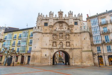 Güzel Santa Maria Kemeri Burgos Katedrali 'ne ulaşmadan önce, Castilla Leon, İspanya