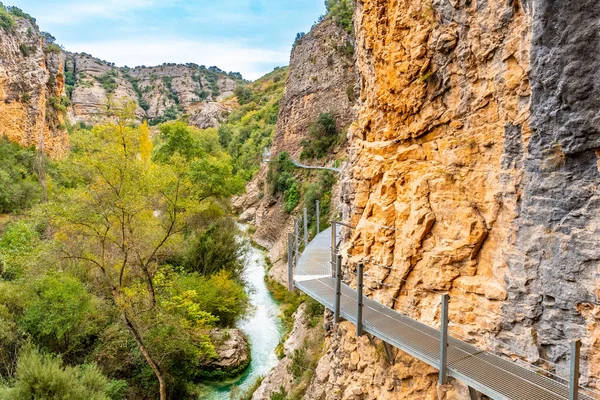 Metal Walkways Wall Path Next Vero River Alquezar Pyrenees — Stock Photo, Image