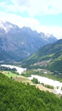 Valbona 'dan Theth' e Valbona Vadisi, Theth Ulusal Parkı, Arnavutluk Alpleri, Arnavutluk