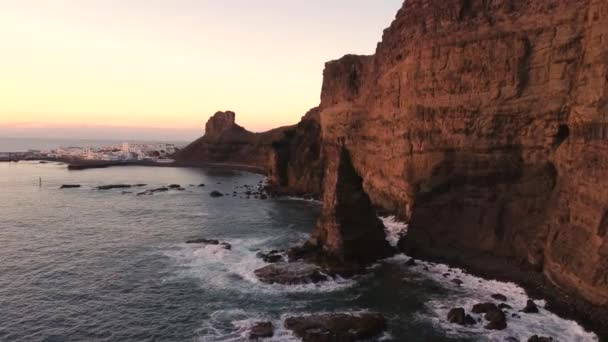 Widok Lotu Ptaka Klify Wybrzeże Agaete Zachodzie Słońca Gran Canarii — Wideo stockowe