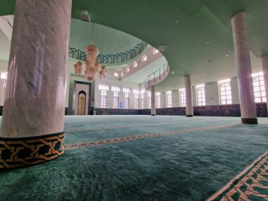 Saraybosna, Bosna-Hersek, 2 Kasım 2022, Saraybosna 'daki Kral Fahd Camii İçişleri