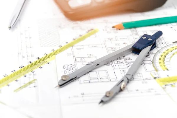 Entwerfen Eines Gebäudes Oder Einer Architektur Mit Lineal Stift Bleistift — Stockfoto