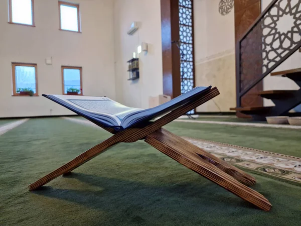 stock image Sarajevo, Bosnia and Herzegovina, november 21th 2022. Quran in the mosque - open for prayers