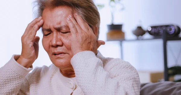 Asian Old Woman Migraine Headache Elderly Woman Suffering Headache — Stock Photo, Image