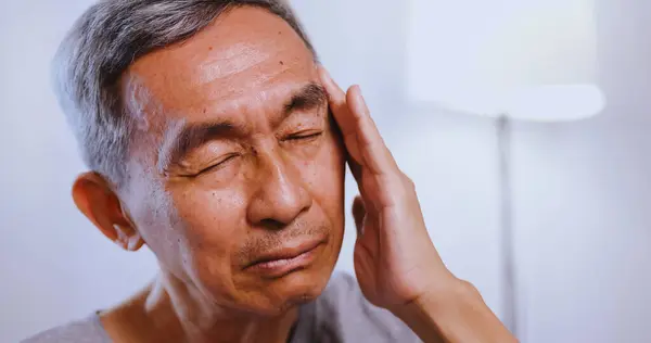 Asian Old Man Migraine Headache Elderly Man Suffering Headache — Stock Photo, Image