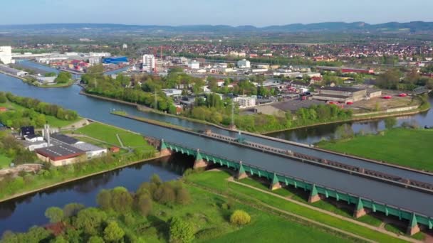 Αεροφωτογραφία Της Γέφυρας Minden Water Πάνω Από Τον Ποταμό Weser — Αρχείο Βίντεο