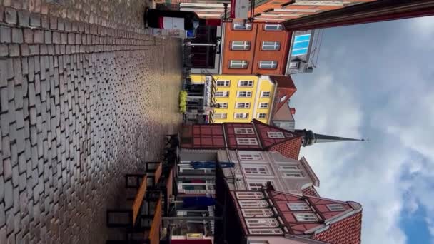 中世ハンザニアの歴史的な中心の建築 ステード 下サクソニー ドイツ ヨーロッパ 7月12 2023垂直ビデオ 高品質の4K映像 — ストック動画