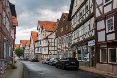 Alman geleneksel mimari fachwerk ahşap evler Melsungen, Hesse, Almanya, 20 Haziran 2023