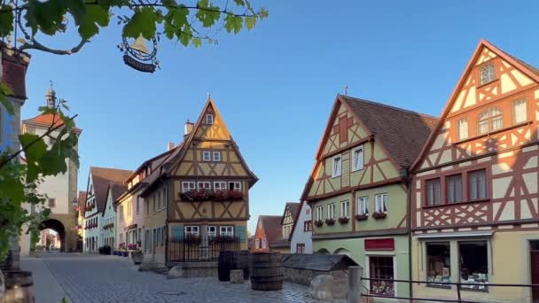 Niemiecka Tradycyjna Architektura Domów Muru Pruskiego Historycznym Centrum Rothenburg Der — Wideo stockowe