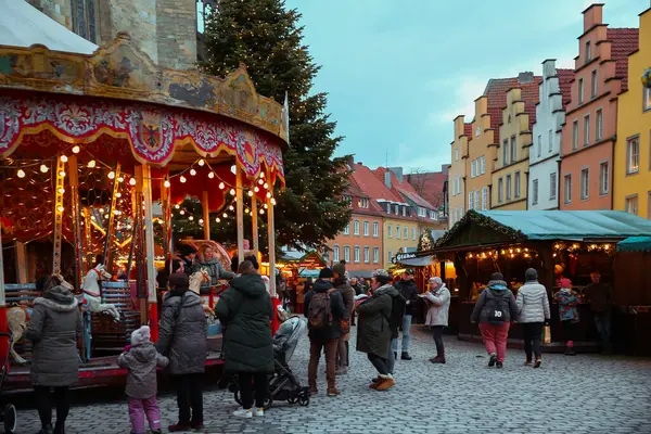 Χριστουγεννιάτικη Πρωτοχρονιάτικη Αγορά Στη Δρέσδη Σαξονία Γερμανία Δεκεμβρίου 2022 Εικόνα Αρχείου
