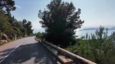  Fransız Rivierası, Provence-Alpes-Cote dAzur, Fransa 27 Şubat 2025. Yüksek kalite 4k görüntü. 