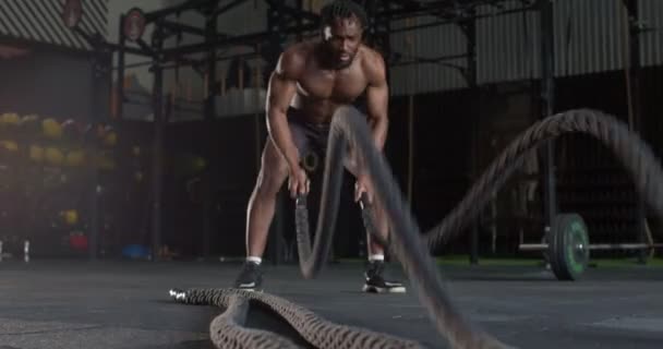 Slow Motion Serious Motivated Black Man Concentrated Doing Crossfit Battle — Stock Video