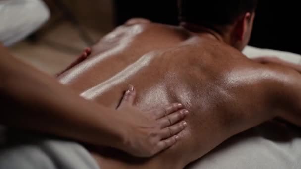 Rotina Diária Centro Massagens Terapeutas Sexo Feminino Fazendo Regeneração Massagem — Vídeo de Stock