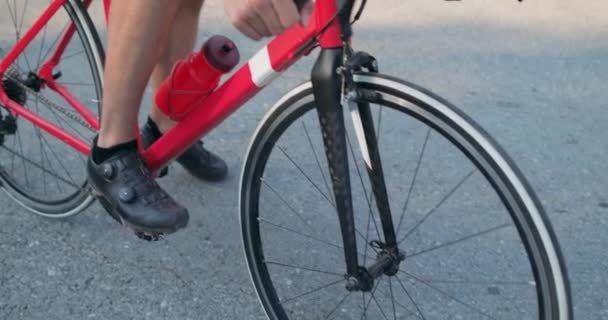 Confiant Cycliste Ambitieux Actif Est Prêt Gagner Course Ready Steady — Video