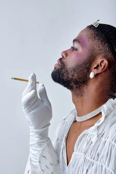 Jeune Homme Gay Américain Noir Adorable Avec Maquillage Chemise Élégante — Photo