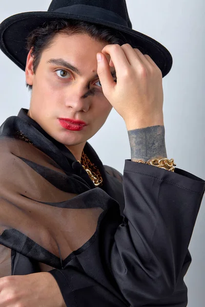 Portrait Emotive Gender 20S Transgender Gay Man Wearing Necklace Isolated — Stock Photo, Image
