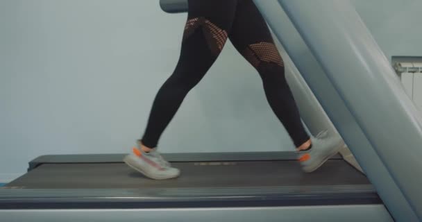 Красива Спортсменка Fit Спорт Жінка Біжить Біговій Доріжці Урок Фітнесу — стокове відео
