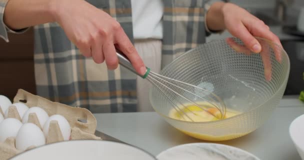 Female Whisking Eggs Glass Bowl Cooking Birthday Cake Children Slow — Stock Video