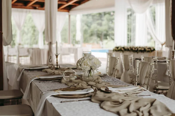 Düğünden Önce Güzel Bir Restoran Salonu — Stok fotoğraf