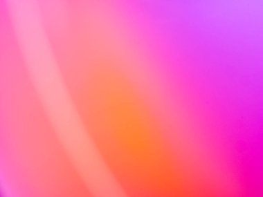 Suyun üzerinde yüzen mavi sabun köpüklerinin renkli sanatsal görüntüsü